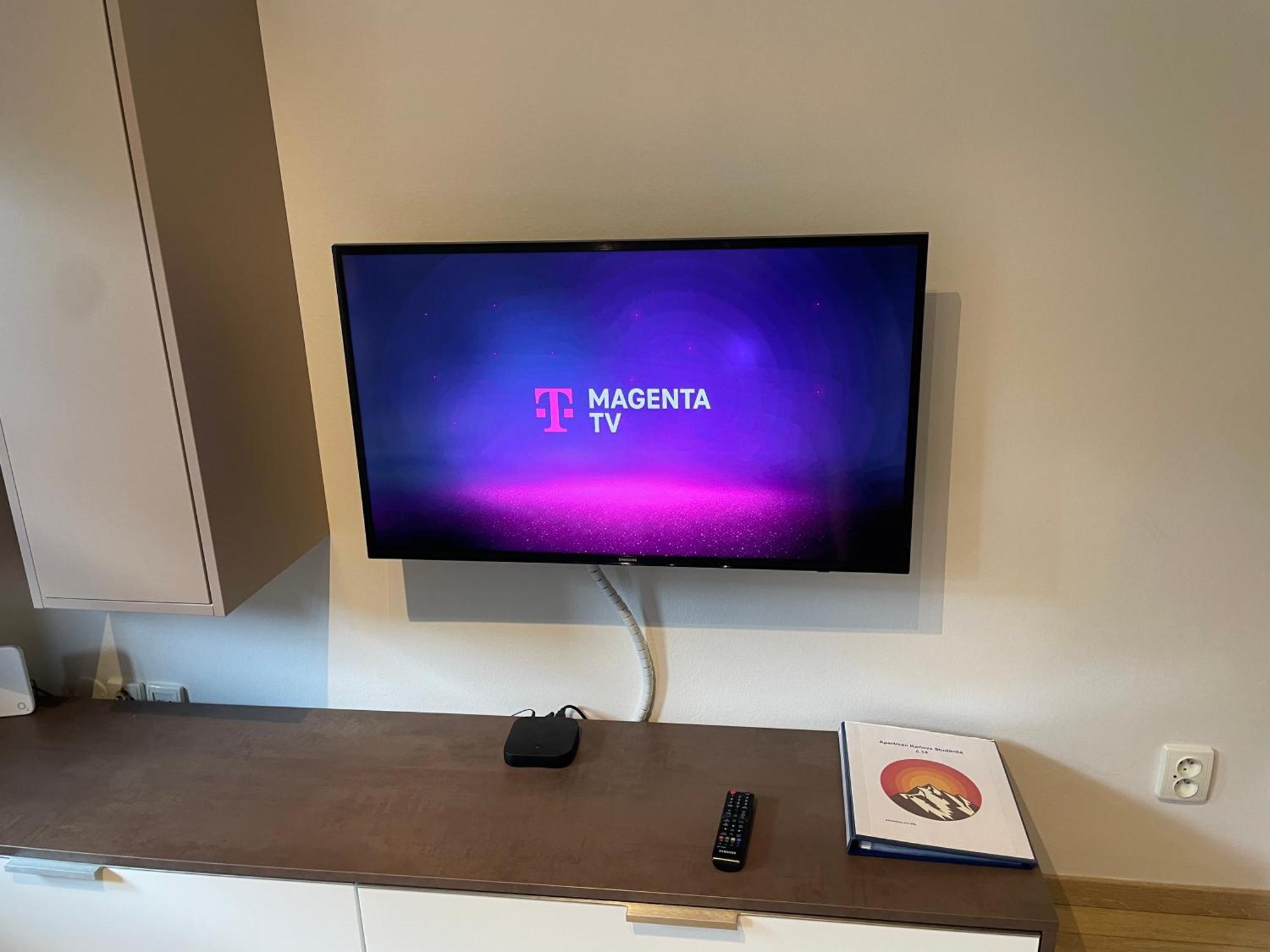 Apartman 卡尔洛瓦斯图丹卡 外观 照片